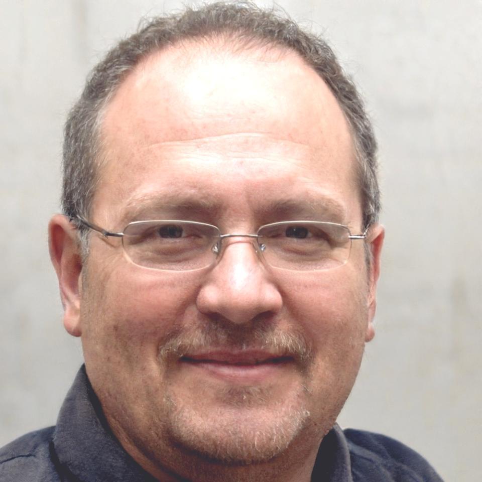 Portrait de Matthieu Vernelle, expert en négociation budgétaire